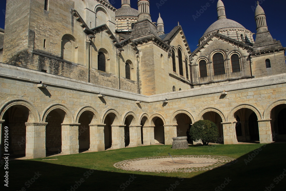 Basilique Saint-Front à Périgueux.