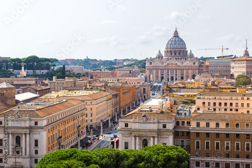 Basilica of St. Peter in Vatican © Sergii Figurnyi