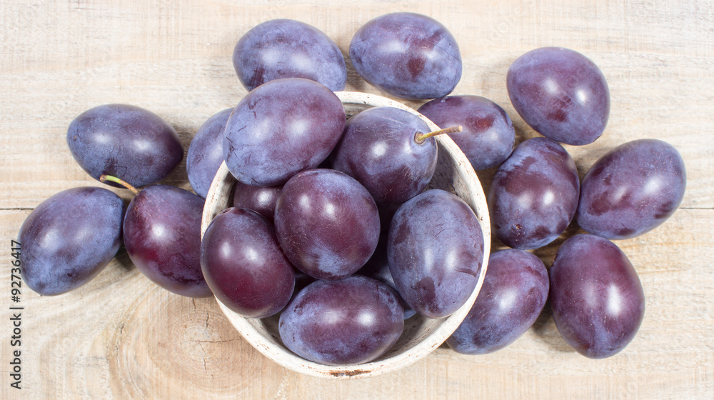 Fototapeta premium Purple plum.