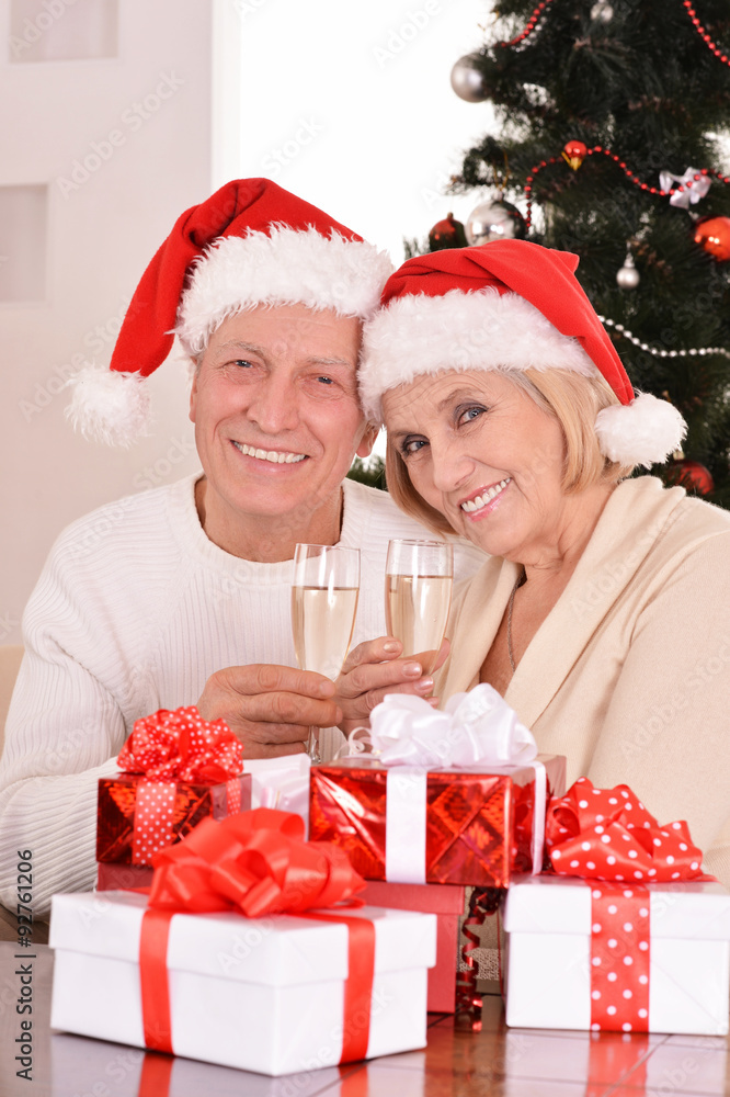 Amusing old couple at Christmas Amusing old couple at Christmas
