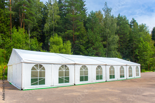 White banquet tent