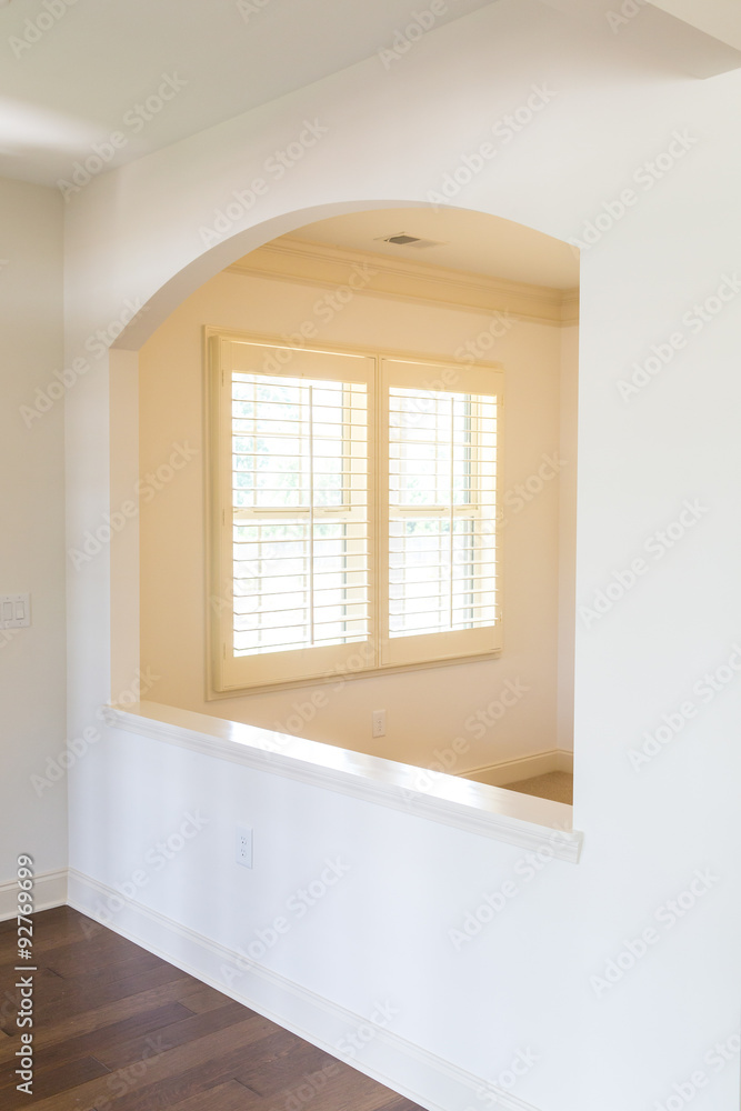 Fototapeta premium Shutters Through Arch