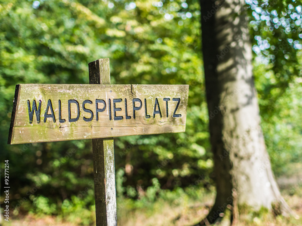 Schild Waldspielplatz