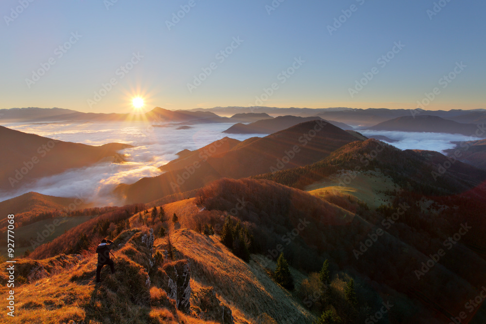 Obraz premium Slovakia mountain peak Osnica at sunrise - autumn panorama