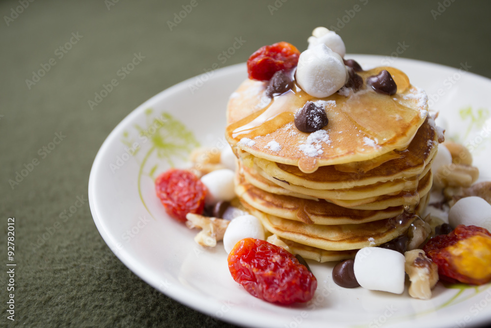 Pancakes with honey syrup Pancakes with honey syrup