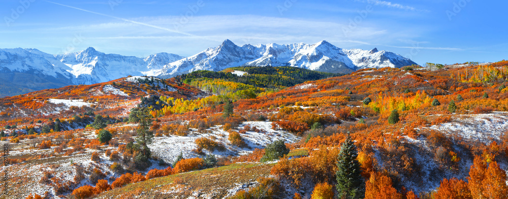 Obraz premium Podział kontynentalny jesienią w pobliżu Ridge Way Colorado