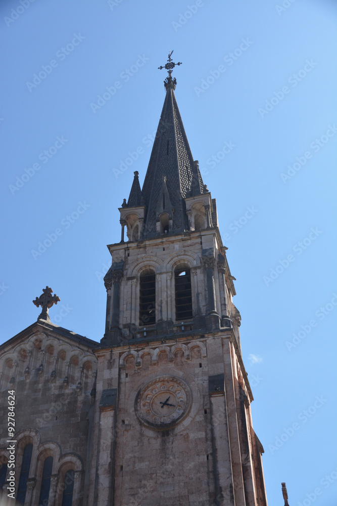 Campanario del Santuario de la Virgen de Covadonga