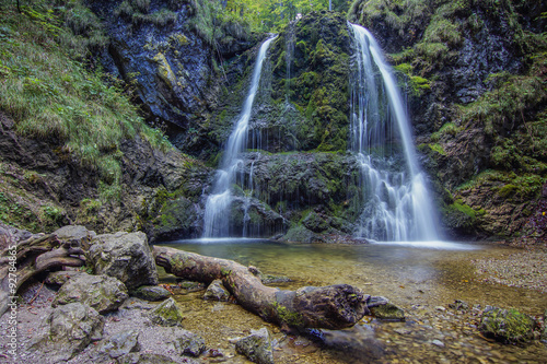 Obraz na płótnie Wasserfall w salonie