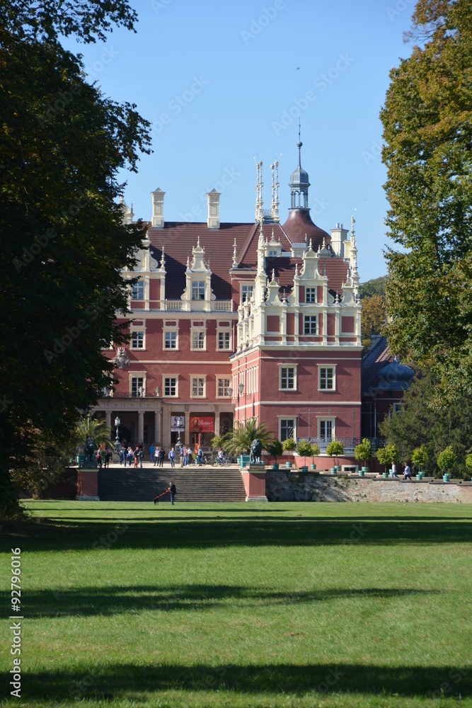 Fototapeta premium Neues Schloss in bad Muskau