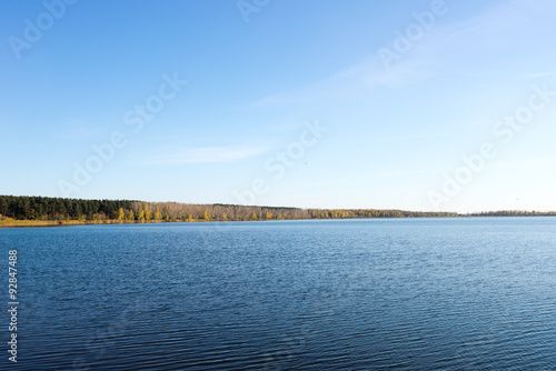 autumn lake © rufar