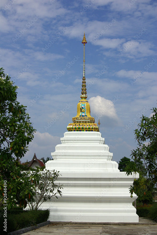 Fototapeta premium PHANG NGA, THAILAND - January 8, 2014: Wat Kaeo Manee Si Mahatha