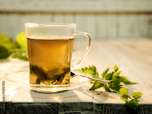 Fotografia Cup of fresh nettle tea