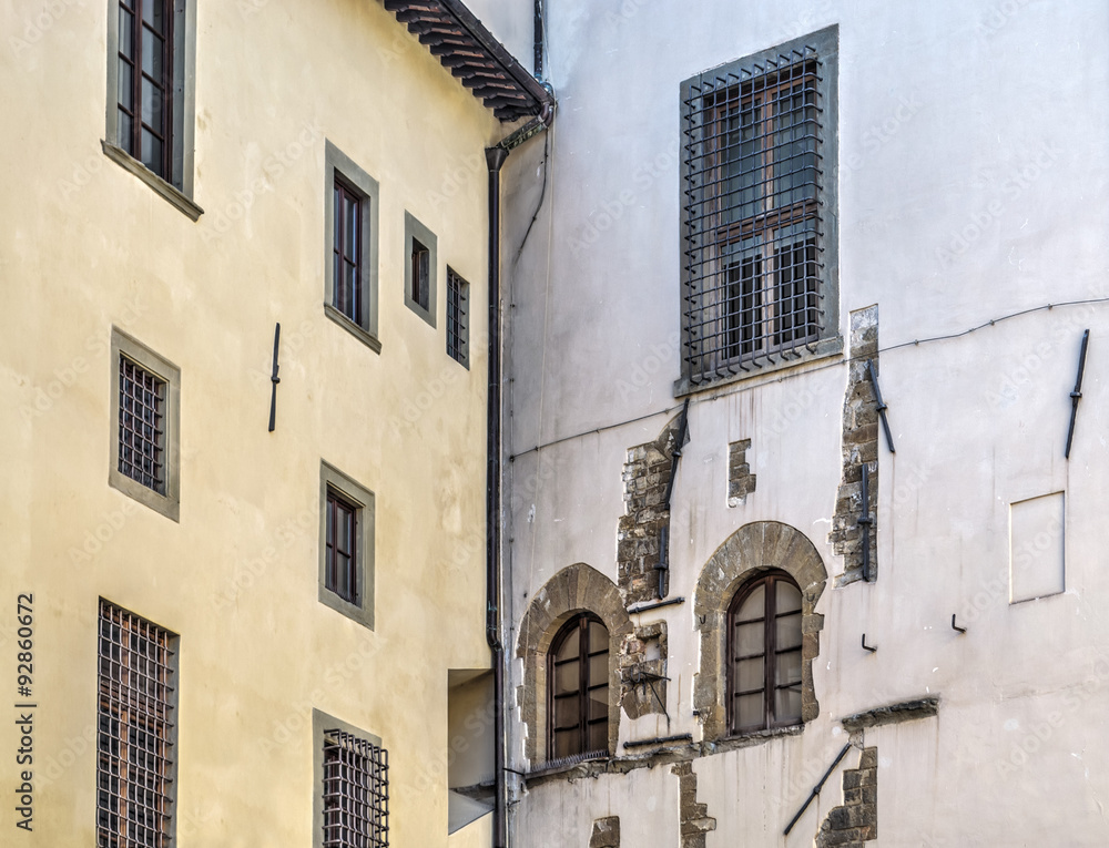 Obraz premium ancient walls in Florence