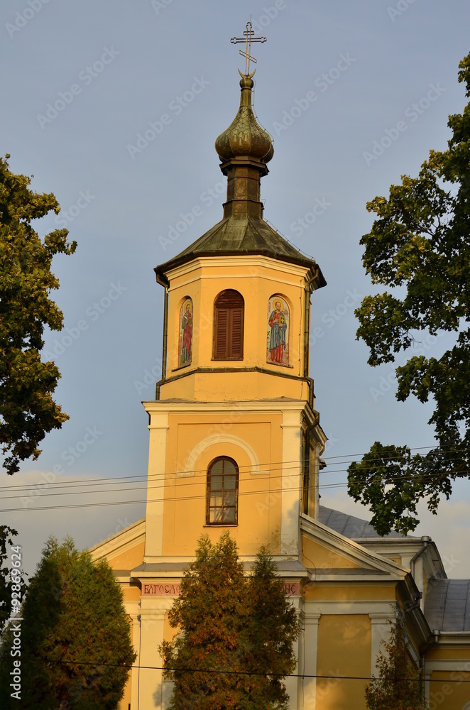 Cerkiew Świętej Trójcy (znana też p.w. św. Jerzego) w Tarnogrodzie (lubelskie). Zbudowana w latach 1870-1875 