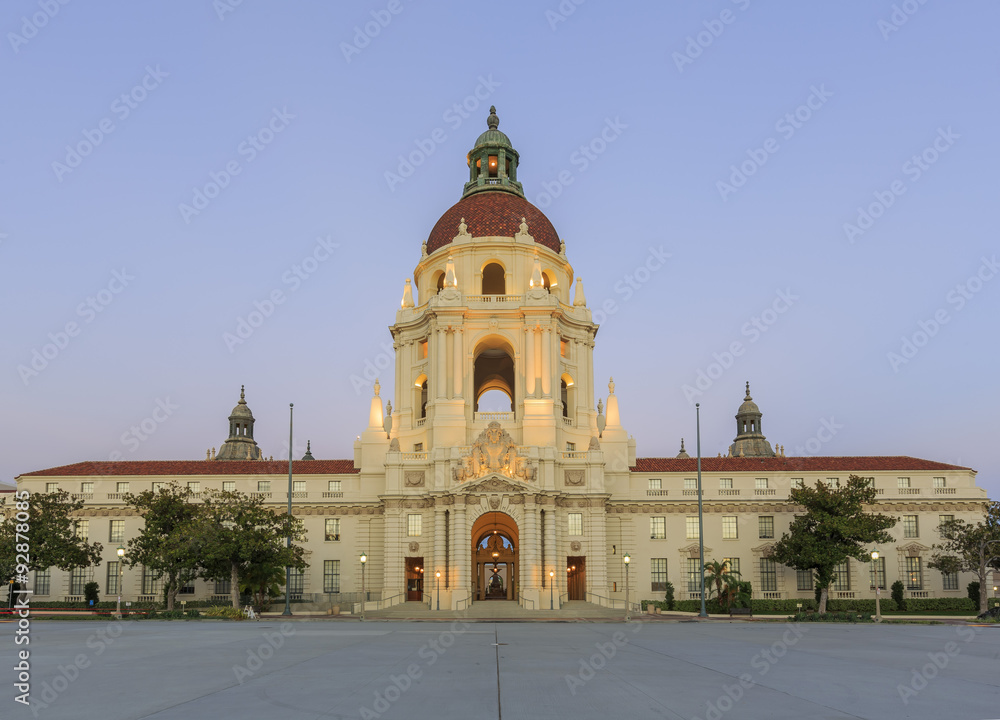 Naklejka premium The beautiful Pasadena City Hall near Los Angeles, California
