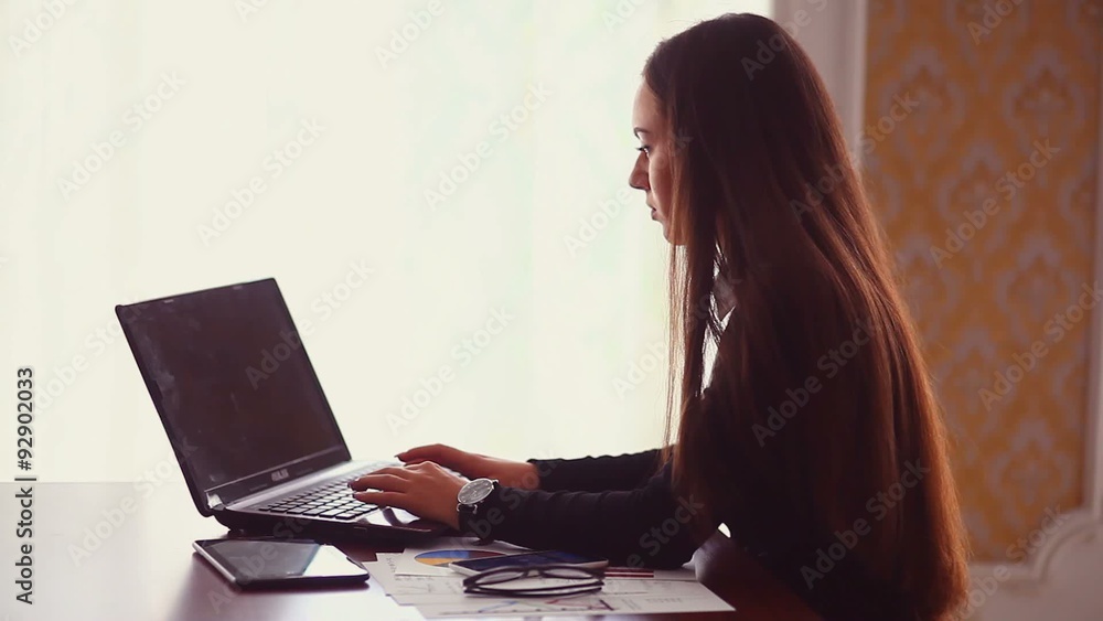 businessman sideways woman sitting in the cafe girl working businessman sideways woman sitting in the cafe girl working