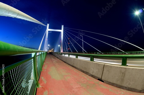 Most drogowy nocą © Pawel Gruntowicz