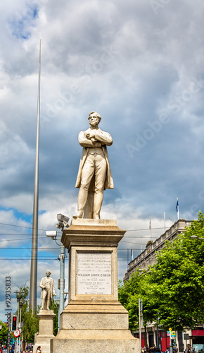 Statue of William Smith O'Brien on O'Connell Street in Dublin