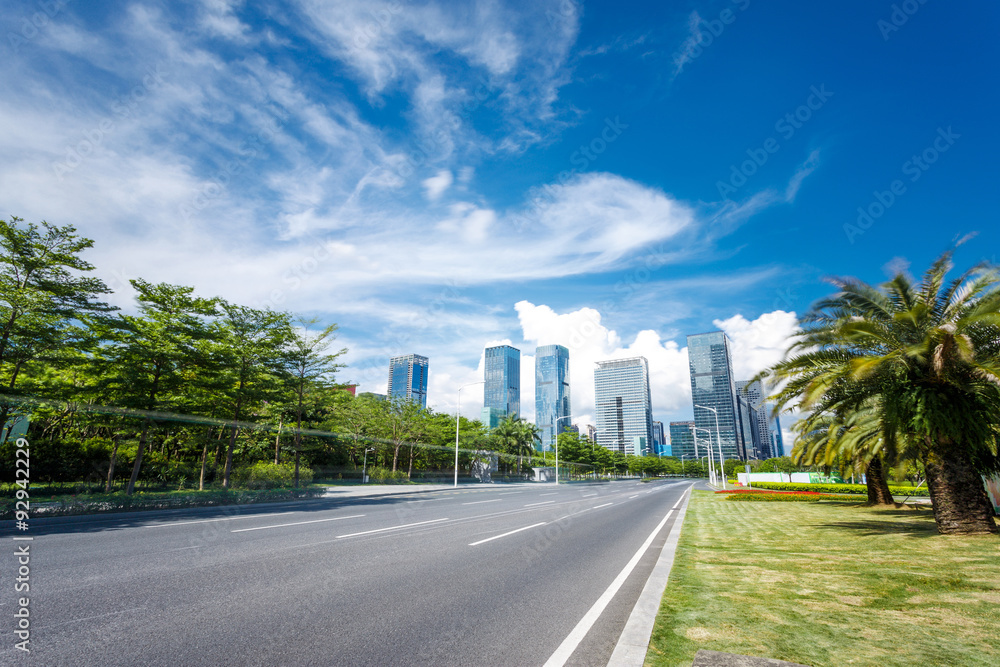 Obraz premium empty asphalt road in modern city