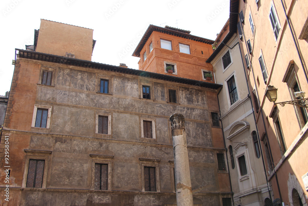 Rome,Italy,Roman yards,ancient column,old house.