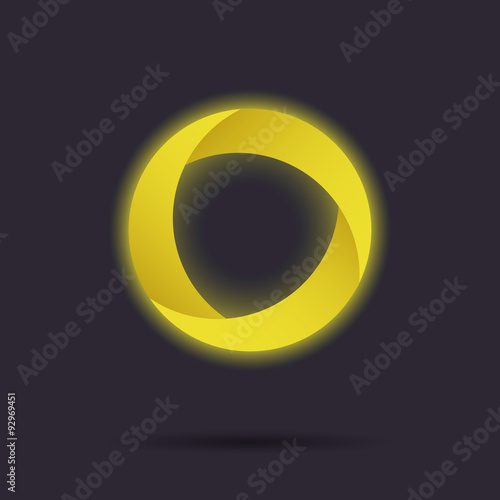 Golden segmented circle icon