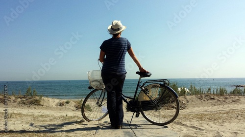 In bici al mare