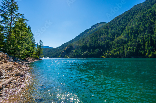 Beautiful Ross Lake, North Cascades national park, WA © maislam