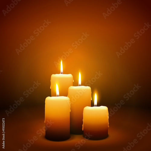 Vierter Advent  vier Kerzen - Kerzenschein auf dunkelbraunem Hintergrund - Adventszeit.  Braune  dunkle Vektor Vorlage f  r Weihnachtskarten  esoterisches  Gru  karten  Trauerkarten und Traueranzeigen.