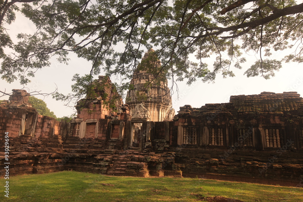 Fototapeta premium ASIA THAILAND ISAN KHORAT PHIMAI KHMER TEMPLE