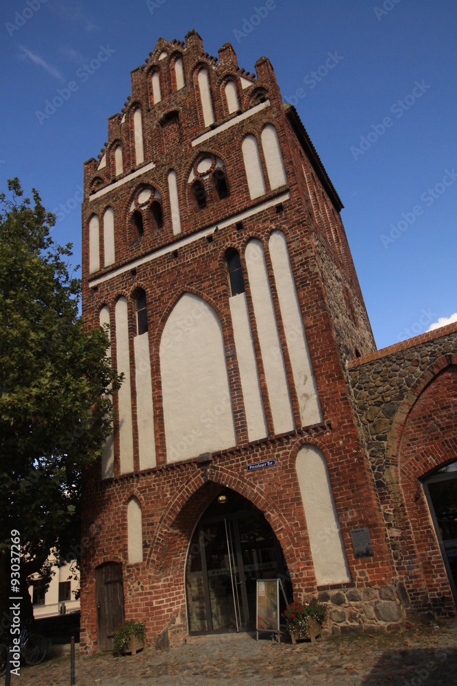 Prenzlauer Tor in Templin, Heimat des Stadtmuseums der uckermärkischen Kleinstadt