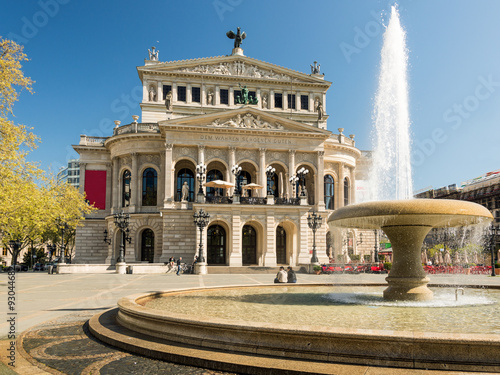 alte Oper in Frankfurt photo