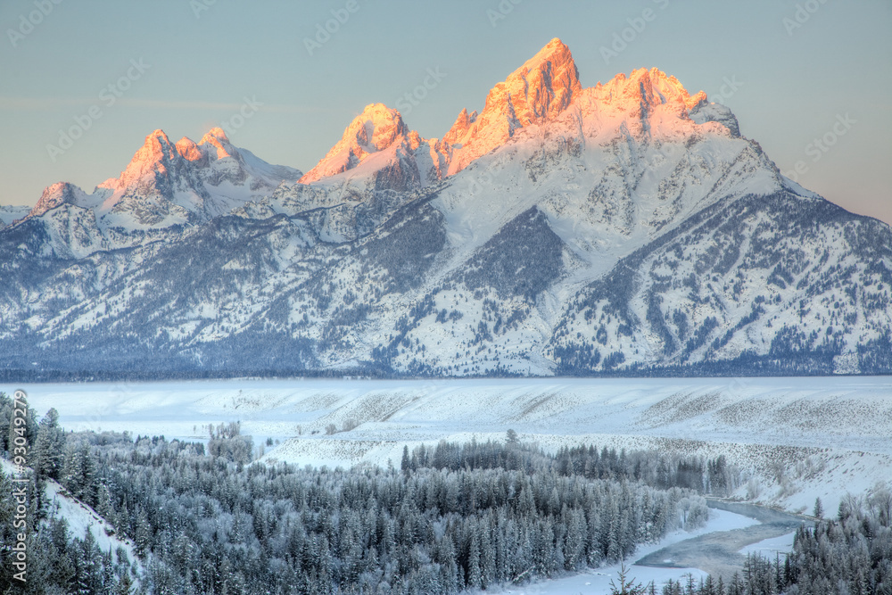 Fototapeta premium Snowy Winter Dawn on the Teton Range, Grand Teton National Park