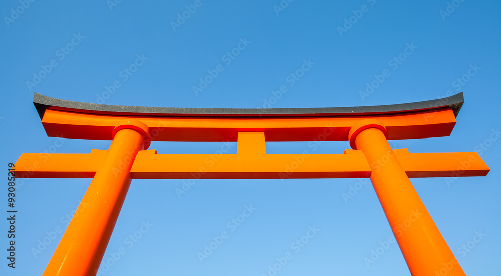 Torii , A traditional Japanese gate at the entrance of or within a Shinto shrine Torii , A traditional Japanese gate at the entrance of or within a Shinto shrine