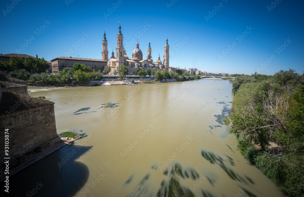 El Pilar basilica by the Ebro River, wide angle