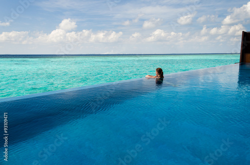 Pool in Velassaru Insel Malediven