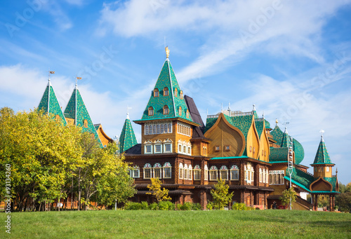 Canvas Print Russian mansion