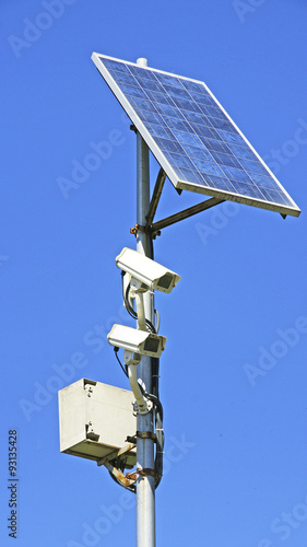Cámara de vigilancia con panel solar 