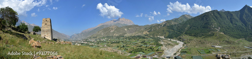 Photos beautiful panorama on mountains, with the ancient watchtower