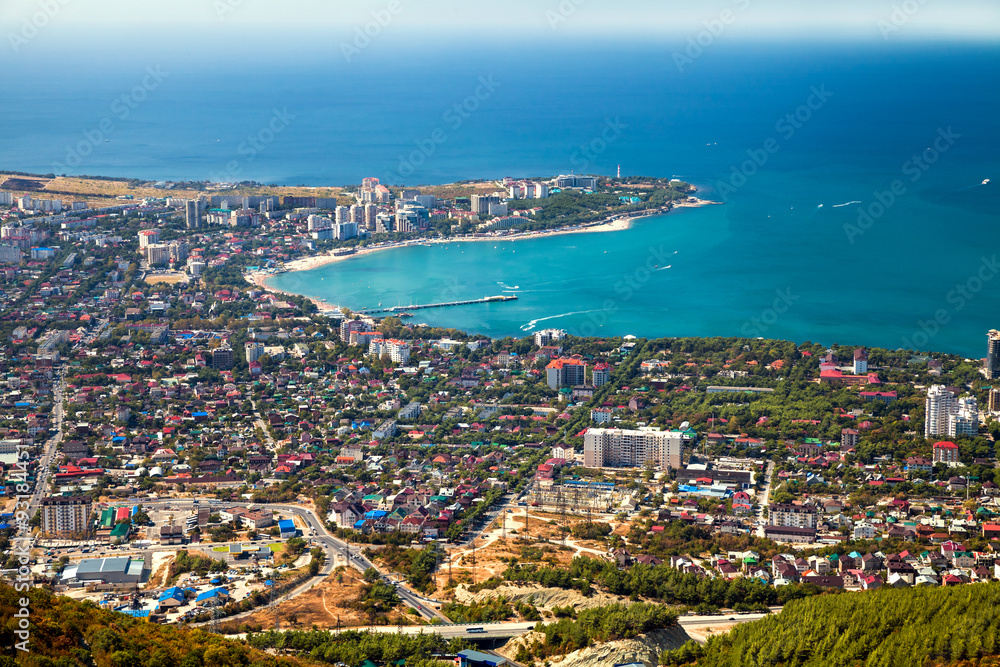 Вид на город Геленджик и Геленджикскую бухту. Краснодарский край. Россия