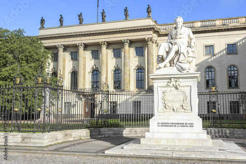 Cuadro en lienzo Memorial to Alexander von Humboldt.