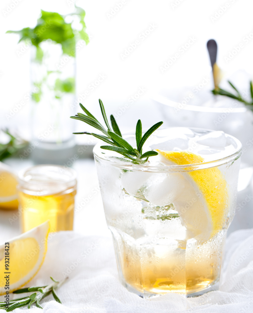 Gin,lemon, rosemary fizz, cocktail Gin,lemon, rosemary fizz, cocktail