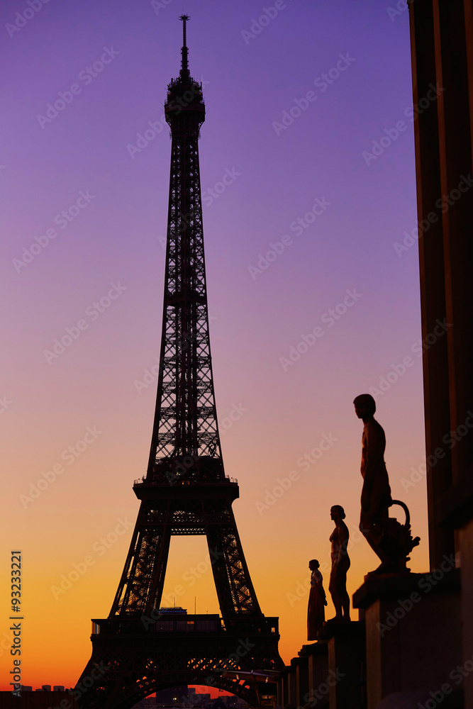 Scenic view of the Eiffel tower during sunrise