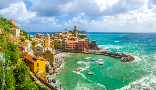 Obraz na płótnie Town of Vernazza, Cinque Terre, Italy w salonie