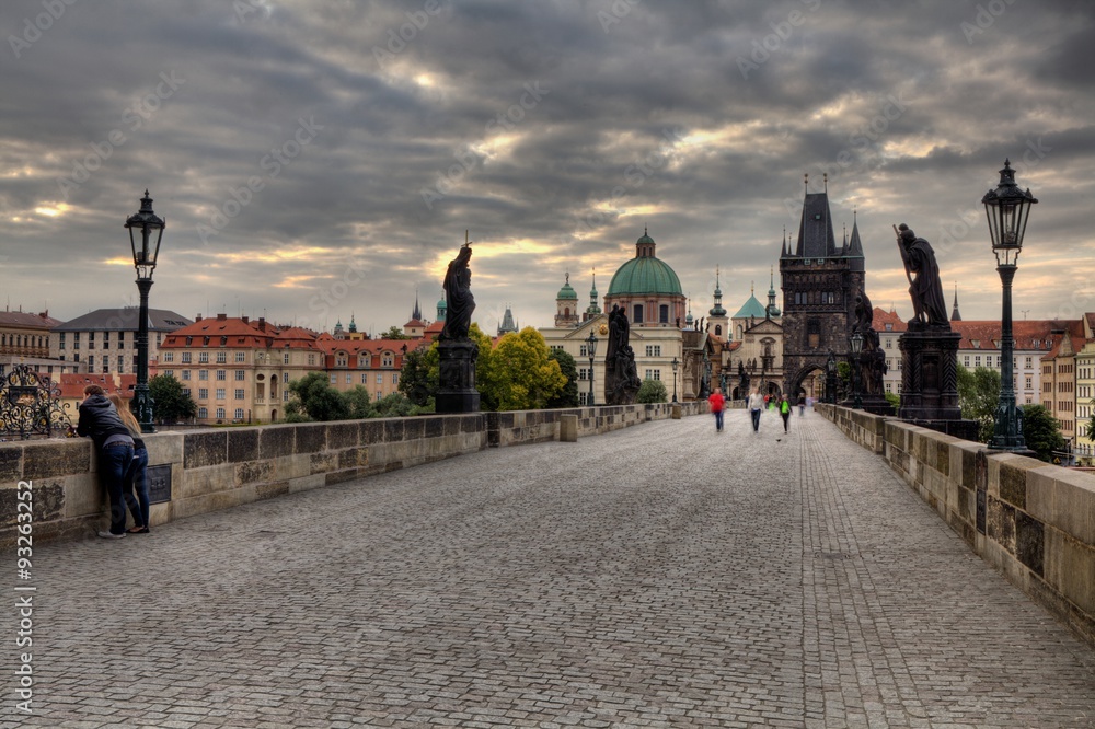 Obraz premium Historic Charles Bridge in Prague, Czech Republic