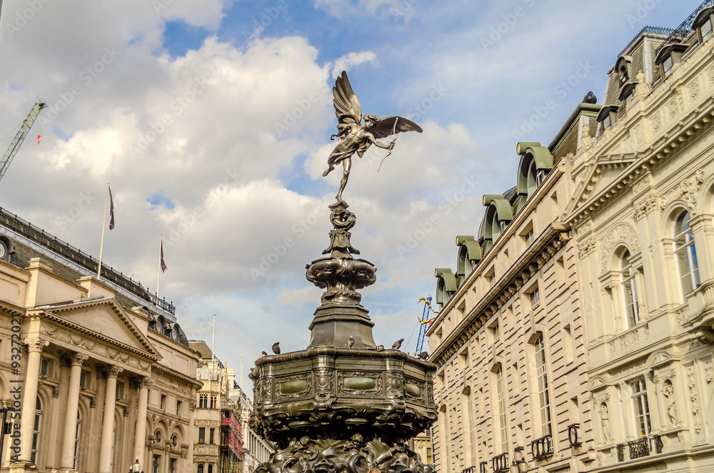 Obraz premium Eros Statue at Piccadilly Circus, London