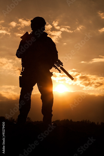 Army ranger in the mountains © Getmilitaryphotos
