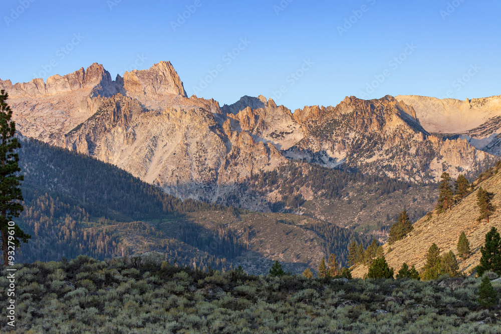 Sierra Nevada Sawtooth Ridge