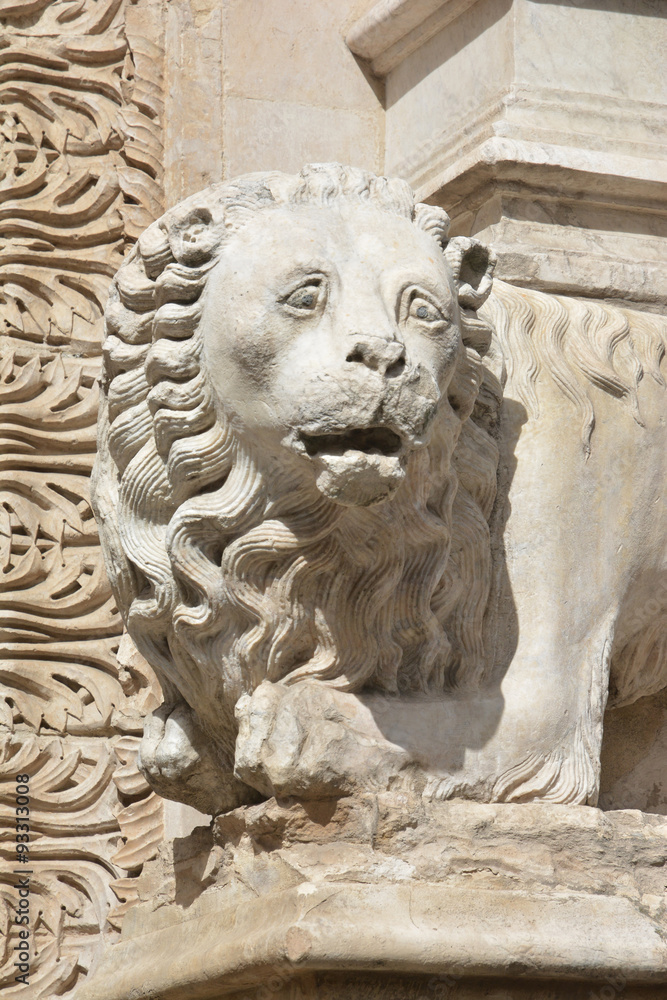 Marble lion statue in Palazzo dei Priori, Perugia