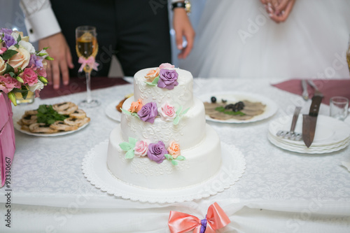 white multi level wedding cake