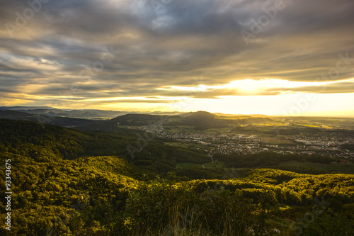 Ausblick vom Gempen in der Abenddämmerung (Solothurn / Schweiz)